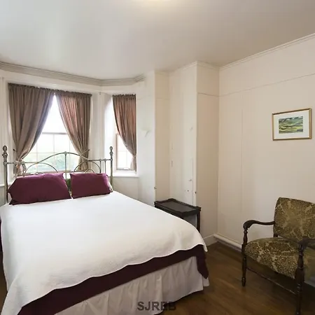 A Tanners Home Inn Bed And Breakfast-3